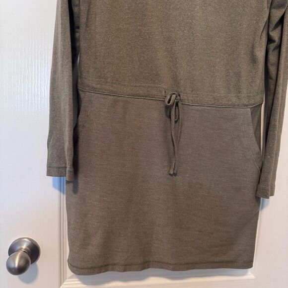 Mountain Hardwear Women's Shadow Knit Long-Sleeve Dress Size Medium - Picture 4 of 11